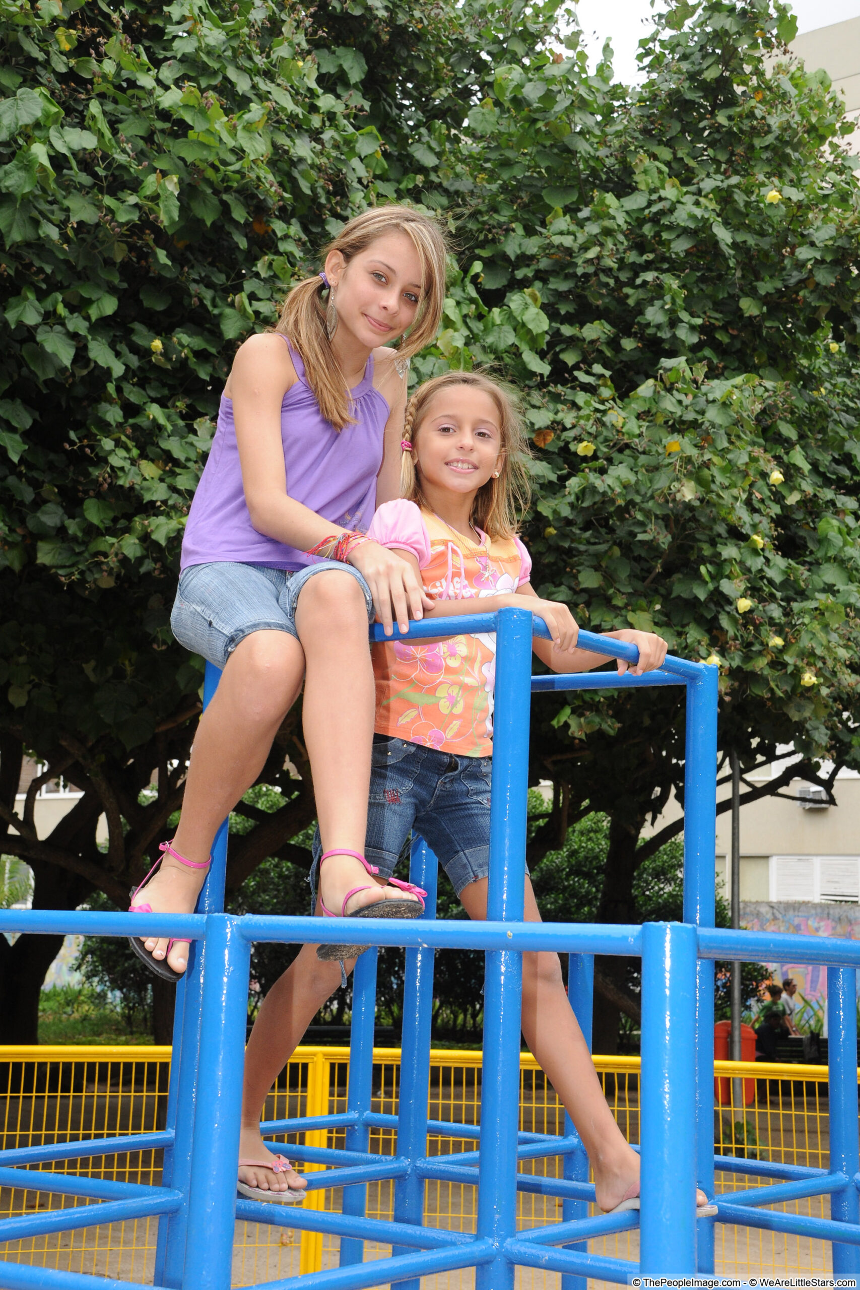 WALS_Clarissa_and_Andee   1530