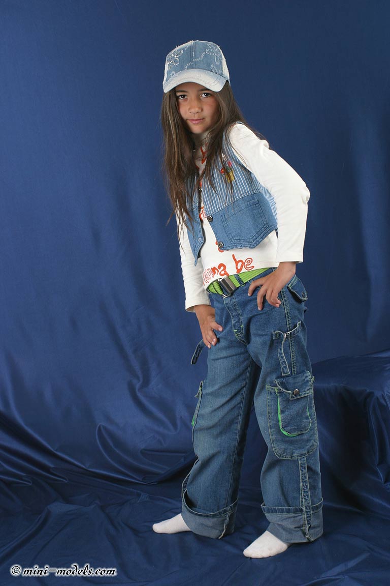 MiniModels_Alice   1320