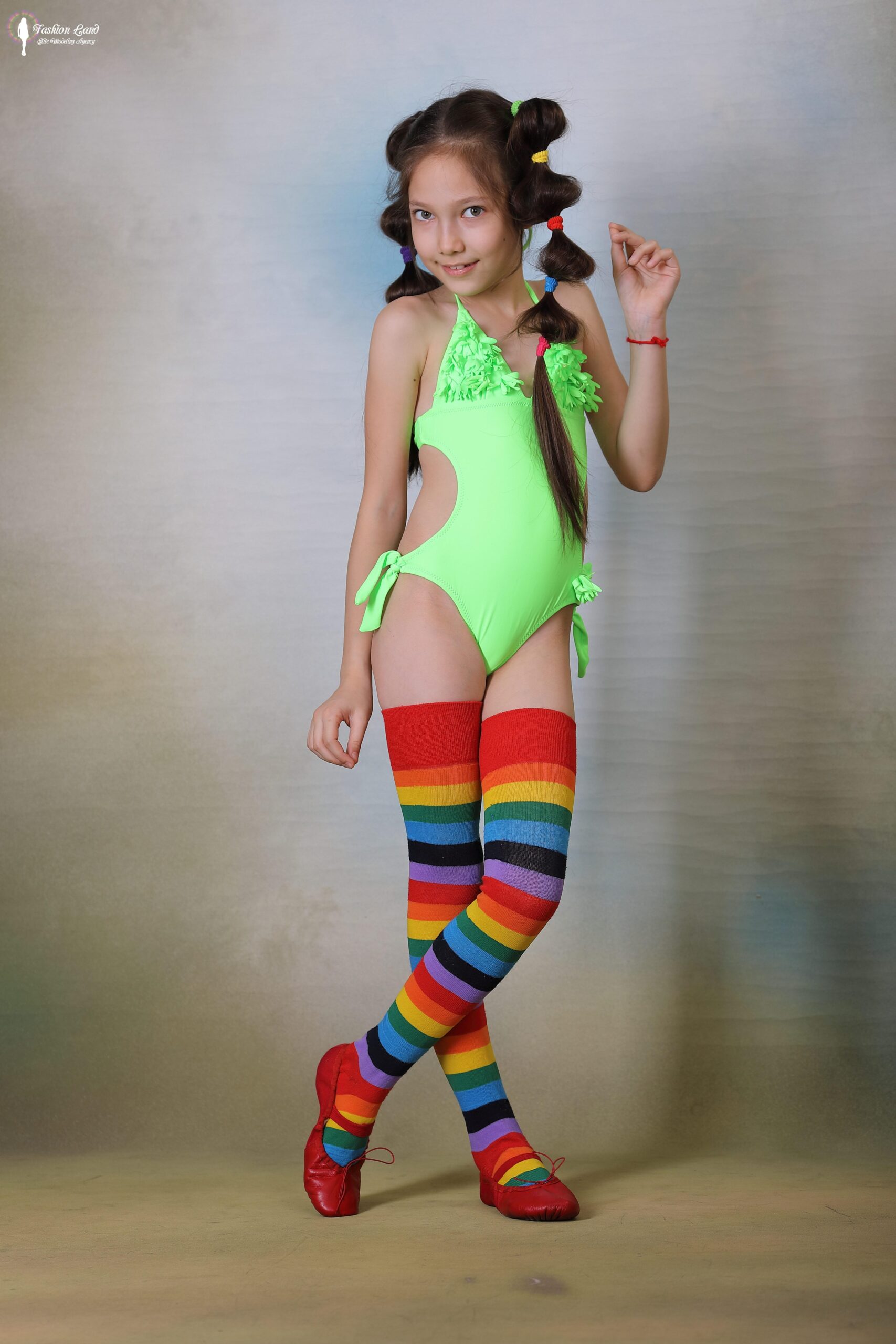 Fashion_Land_Charlotte   3520   6G