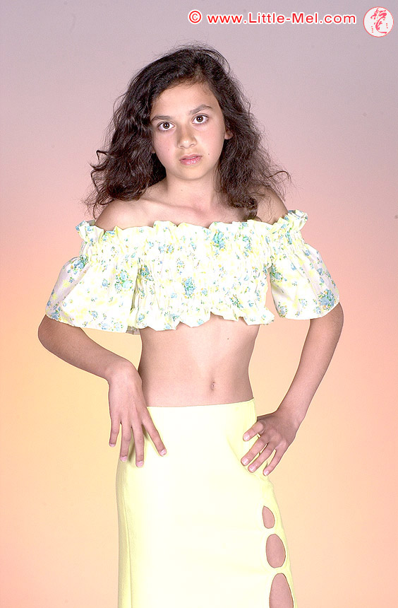 Maxwells_Little_Mel_2   3740