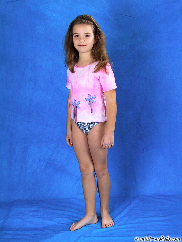 Mini_Models_Anya_and_Elly　1500