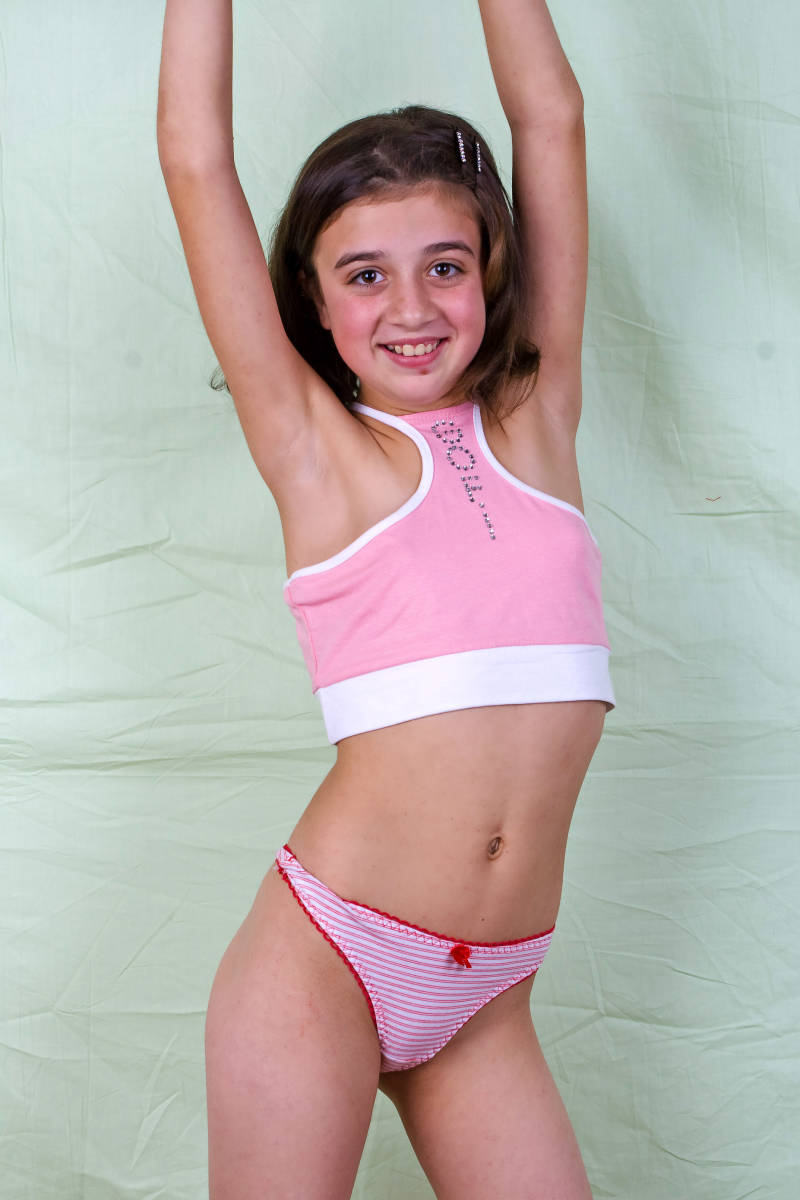 Nadja　4235